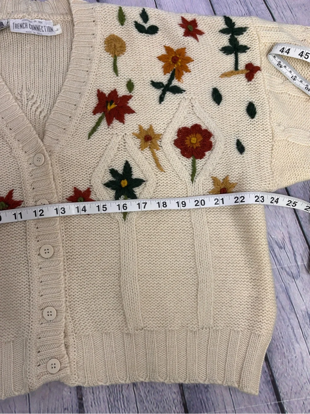 VINTAGE French Connection Cream Floral Embroidery Cottagecore Cardigan Sweater L - Picture 9 of 10